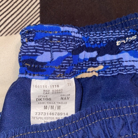 Uniform - Picture 4 of 4